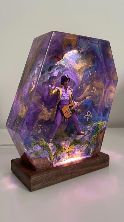 RicheyResin™ Singer Lamps